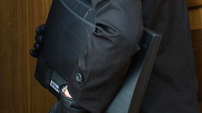 В Бузулуке по горячим следам задержали похитителя монитора