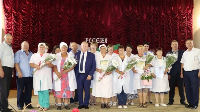 В Бузулукском районе прошел конкурс операторов машинного доения коров