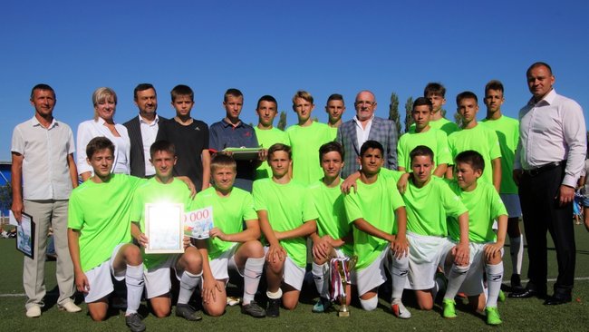 В Бузулуке завершился открытый турнир по футболу 