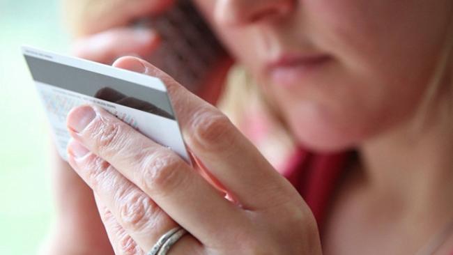 В Бугуруслане лже-сотрудник банка обманул женщину