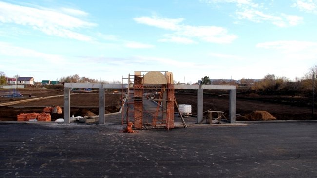 В Бузулукском районе на заброшенном пустыре благоустраивают парк