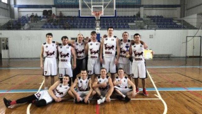 В Бузулуке прошел Кубок города по баскетболу