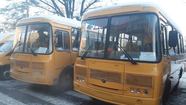 В Бузулукском районе появились новые школьные автобусы