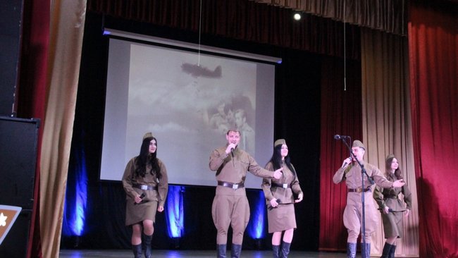 Ко Дню защитника Отечества в Бузулуке состоялся праздничный концерт