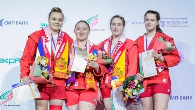 Бузулукская самбистка стала чемпионкой России
