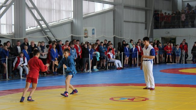 В Бузулуке прошло Первенство области по самбо
