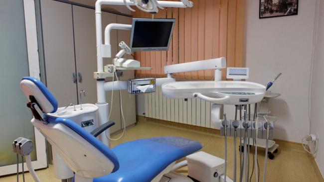 В Бузулуке стоматологи будут принимать пациентов только в экстренных случаях