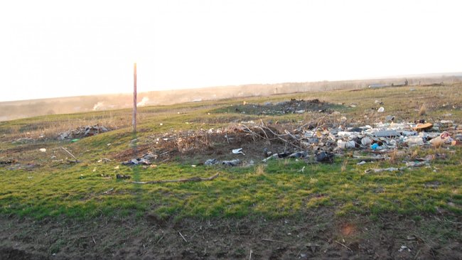 В Колтубановском поссовете обнаружена свалка агрохимикатов и пестицидов