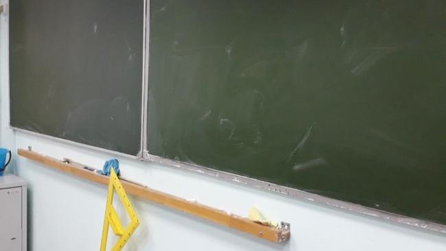 Родители, внимание! Школьников с дистанта выведут постепенно