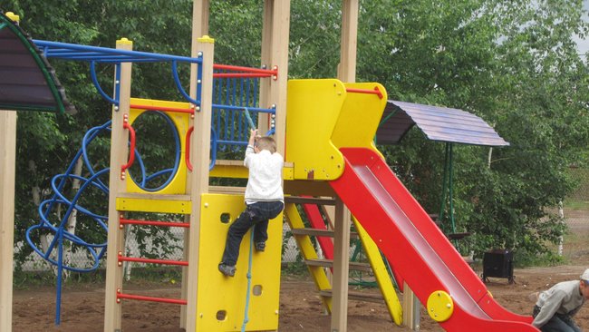 В Бузулуке ребенок получил травмы на детской площадке