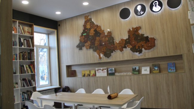 «Где книги?» - бузулучане спорят о новом формате библиотеки им. Льва Толстого 