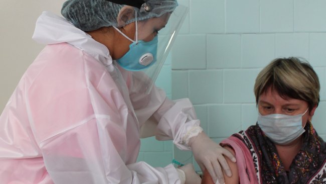 В Бузулуке 55 человек сделали прививки от COVID-19