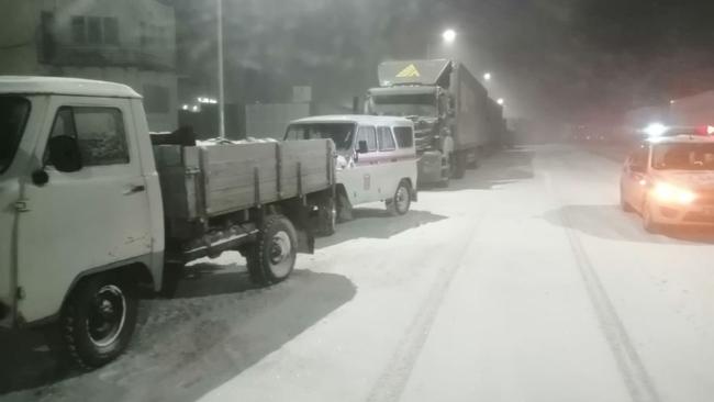 Из-за погоды на 12,5 часов была перекрыта оренбургская трасса 