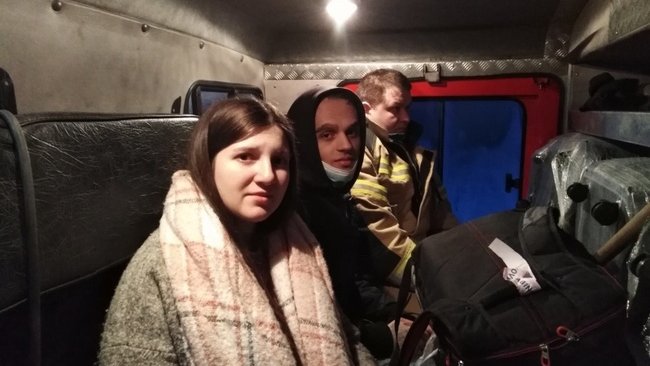 Сотрудники МЧС под Бузулуком спасали молодую семью 