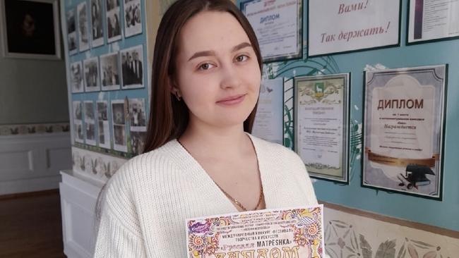 Бузулукская студентка стала лауреатом международного конкурса, исполнив песню на английском языке