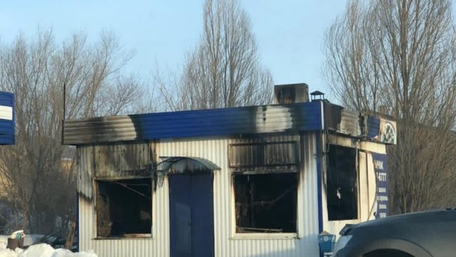 Сегодня в Бузулуке  сгорел торговый павильон 