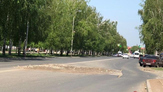 Что будет с дырой в новеньком асфальте в Бузулуке?