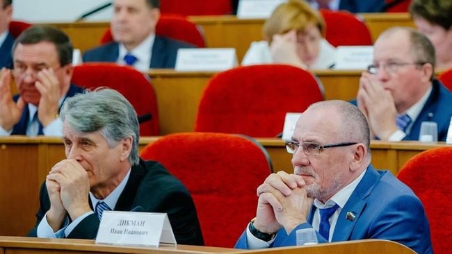 Своё не пахнет: почему Дикман не борется за чистый воздух для земляков?