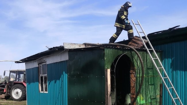 В Бузулукском районе сгорел жилой дом