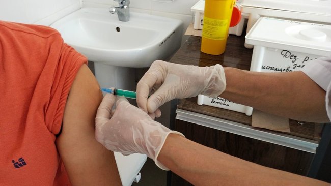В Бузулуке привитые от коронавируса снова идут на вакцинацию