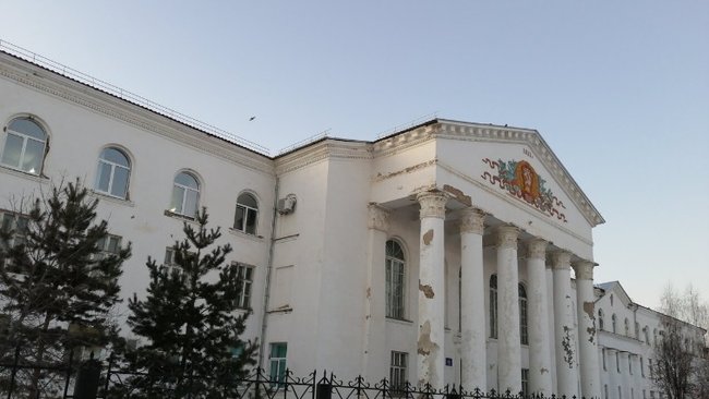 Бузулучанка уверена, что с ее умершей в ковид-центре сестры сняли золото