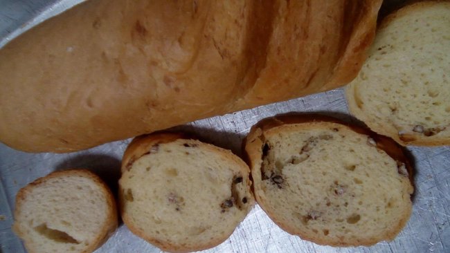 Бузулучанка обнаружила в батоне мышиный помёт