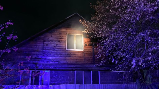 В Бузулуке вечером горел большой дом