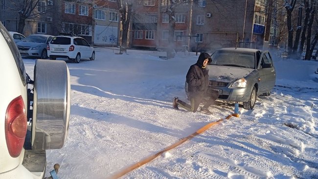 Вчера в Бузулуке волонтеры спасли 77 машин