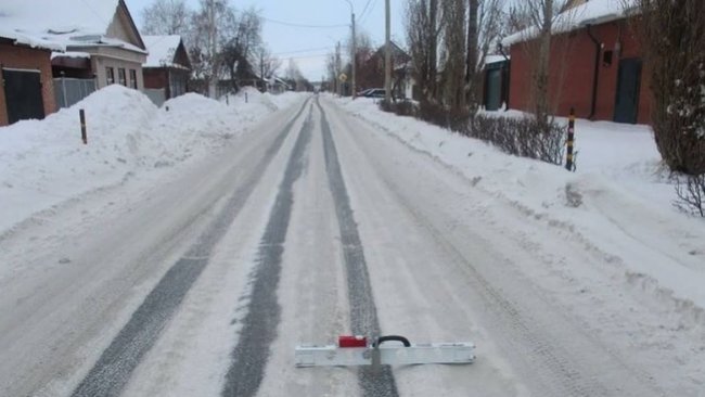 Сотрудники ГИБДД Бузулука проверяют зимнее содержание дорог