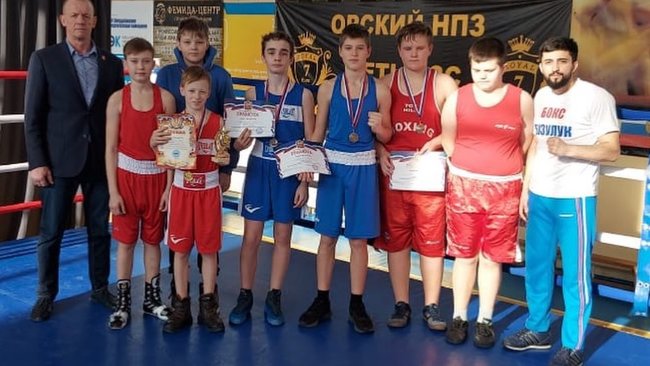 Бузулукские боксеры завоевали 14 медалей Первенства области 