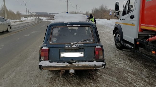 В Бузулуке задержали сельчанку, перевозившую 50 литров специфической жидкости