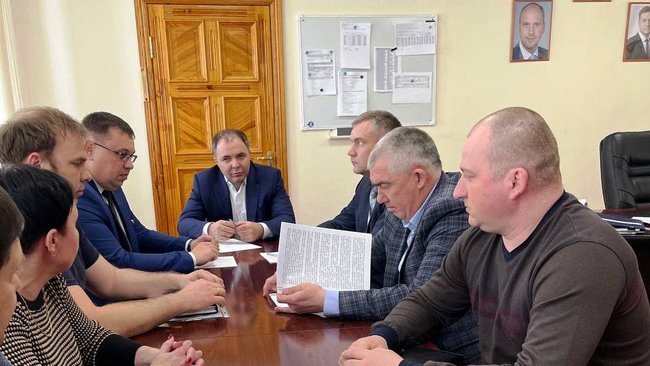 Бузулучане считают, что их намеренно не пригласили на встречу минприроды с «Нефтяным миром»