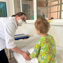 Бузулукские врачи сражались за жизнь ребенка из Мариуполя