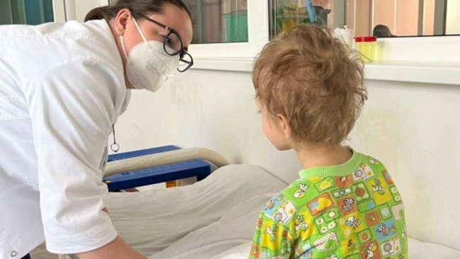 Бузулукские врачи сражались за жизнь ребенка из Мариуполя