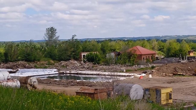 На бассейны с черной жидкостью в Бузулуке, наконец, обратило внимание Минприроды области 