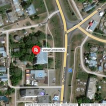 Жители с улицы Суворова боятся выходить в собственный подъезд