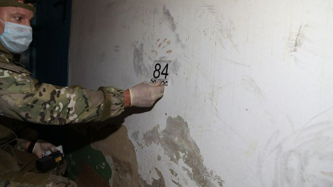 Увидел в окно: завершено расследование убийства трех студенток в Гае (18+)