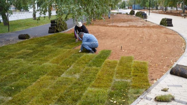 Второй этап благоустройства аллеи «Дружба» завершается, что сделано?