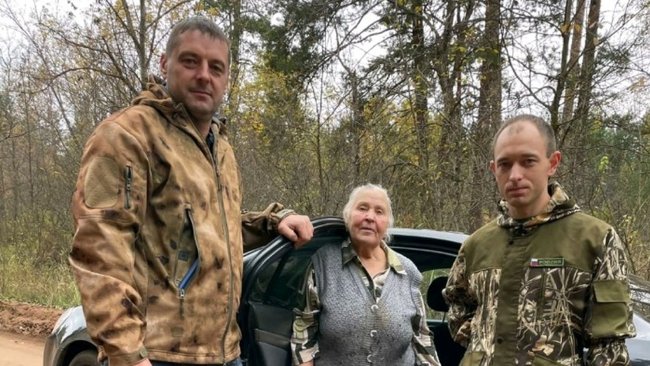 В Бузулукском бору полицейские нашли заблудившуюся бабушку