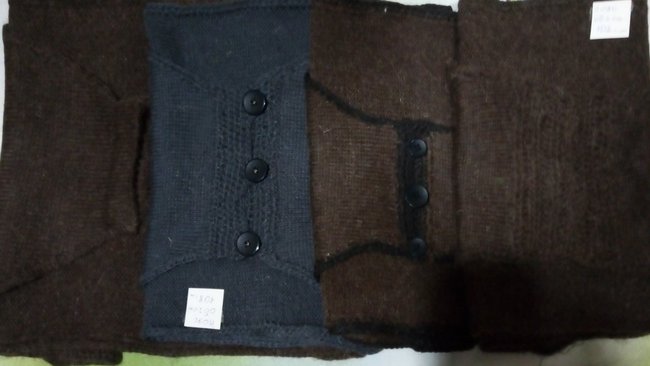 Бабушка погибшего в СВО бузулучанина вяжет тёплые пояса для бойцов