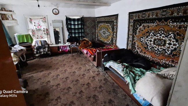  В Бузулукском районе мужчина пытался отрезать жене ухо