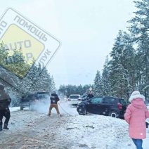 Автоволонтеры Бузулука в выходные дни продолжают спасать водителей 
