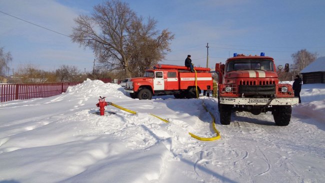 В селе Бузулукского района горел двухквартирный дом 
