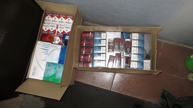 Почти 4 тысячи пачек контрафактных сигарет выявили таможенники Оренбуржья