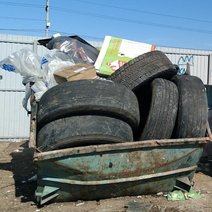 За шины, вынесенные к контейнерам ТКО, грозит штраф