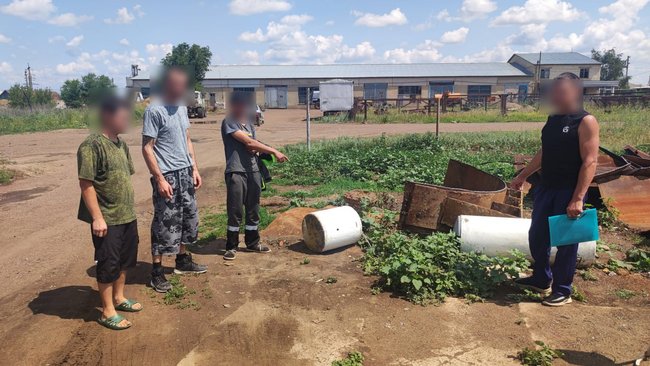 К жителю Бузулукского района на базу наведались злоумышленники 