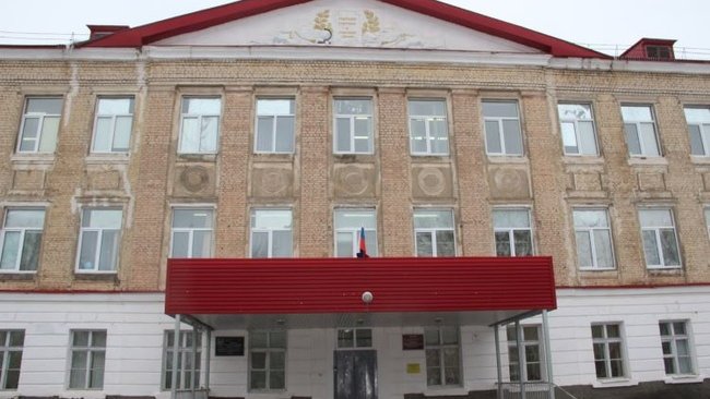 Мэр Бузулука прокомментировал новость об обрушении потолка в школе