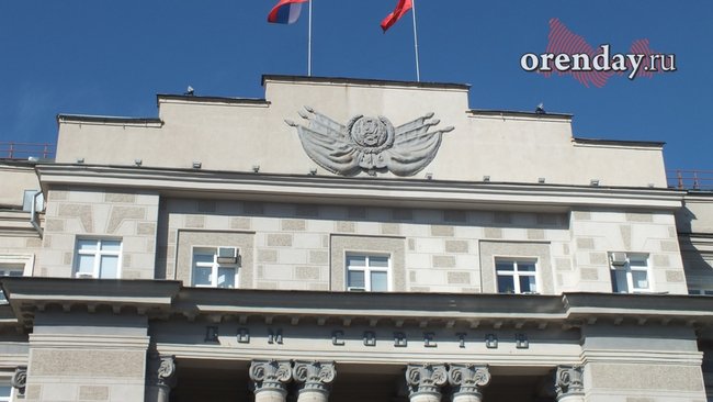 Подросткам вновь запретили посещать кинотеатры без родителей