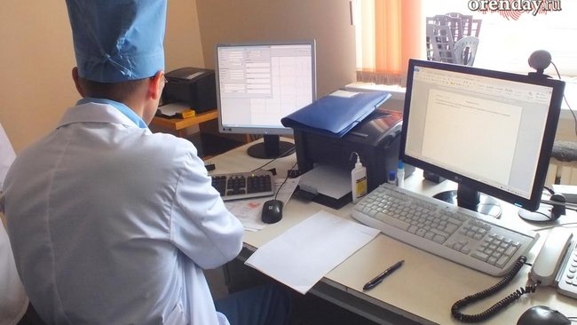 Бузулукские врачи стали лечить по видеосвязи