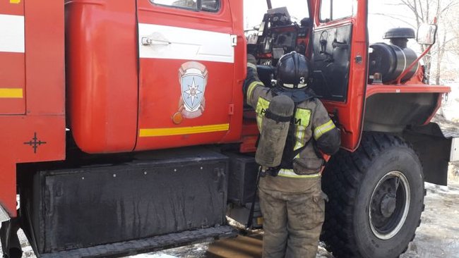 В Бузулуке ночью сгорел жилой дом